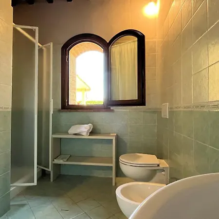 Borgo Del Silenzio - With Pool In Lejlighed Lajatico