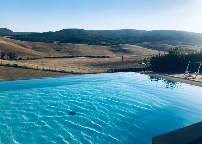 Borgo Del Silenzio - With Pool In Appartamento Lajatico