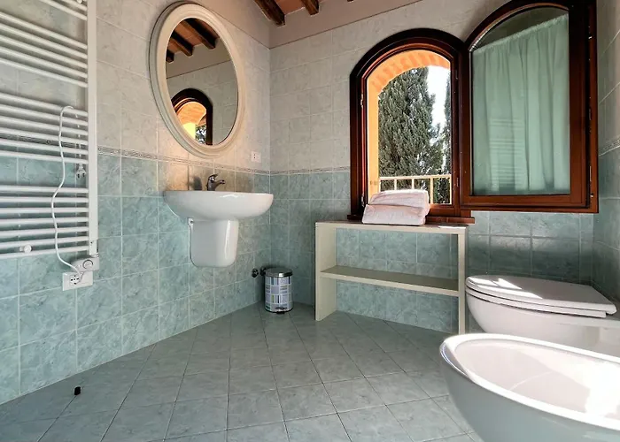 Borgo Del Silenzio - With Pool In Appartamento Lajatico