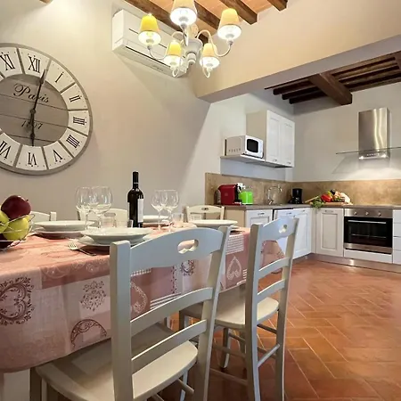 Apartment Borgo Del Silenzio - With Pool In Lajatico